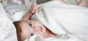 Les astuces pour endormir son bébé de jour comme de nuit