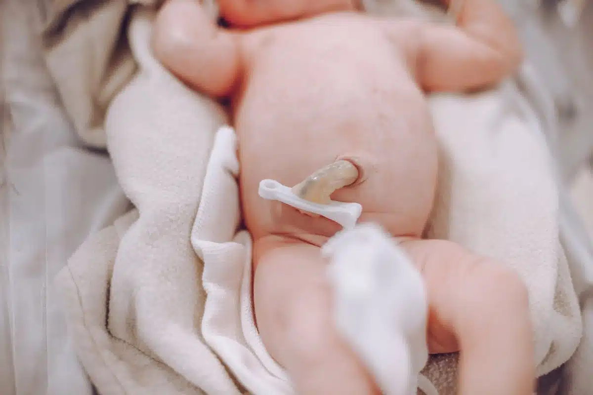 bébé  coliques